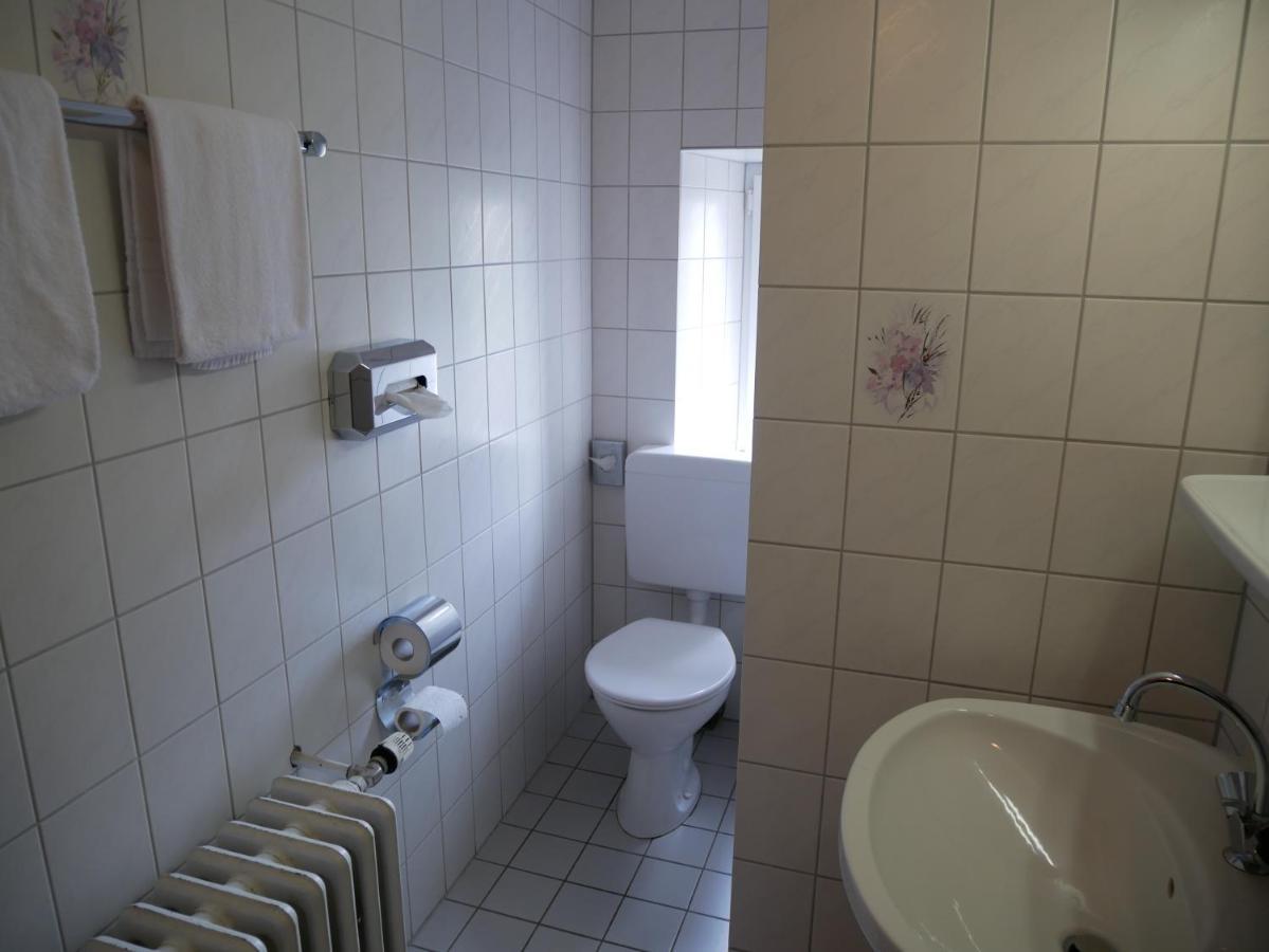 Hotel Am Ceresplatz Manderscheid Exteriör bild
